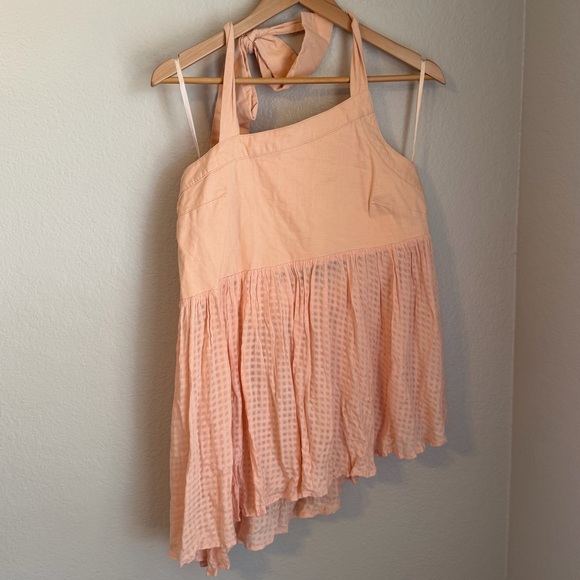 NWT, Free People Just Can't Get Enough Halter Asymmetrical Top in Peach, Medium - Picture 2 of 10